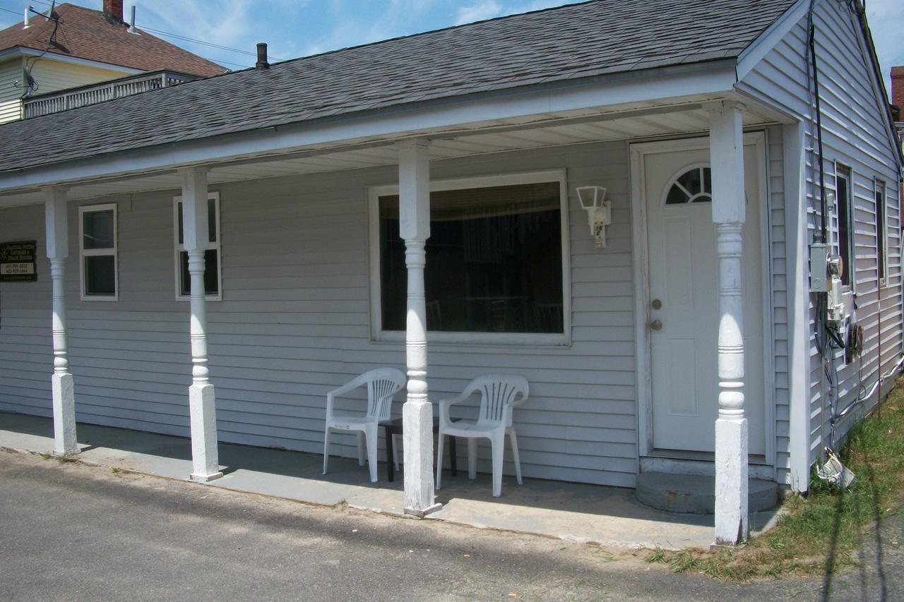Nautical Beach Properties Hampton Exterior photo